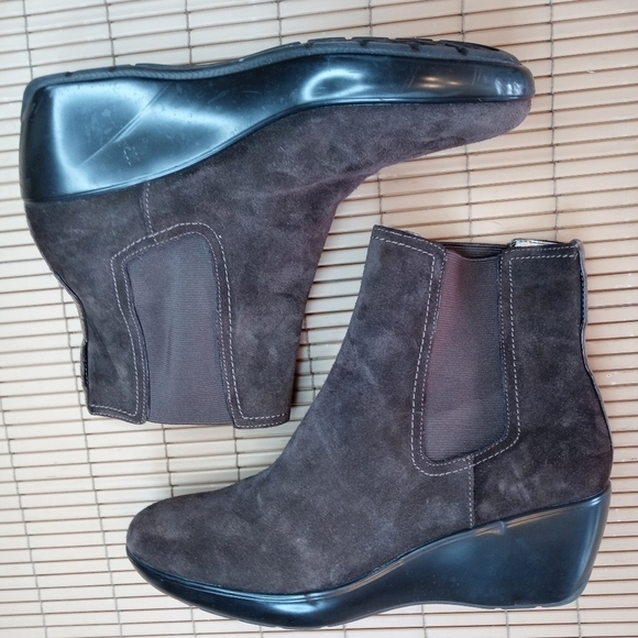 SPERRY TOP-SIDER weatherproof Brown Suede Pull On wedge heel sz 9M Women’s Boot. - Picture 11 of 13